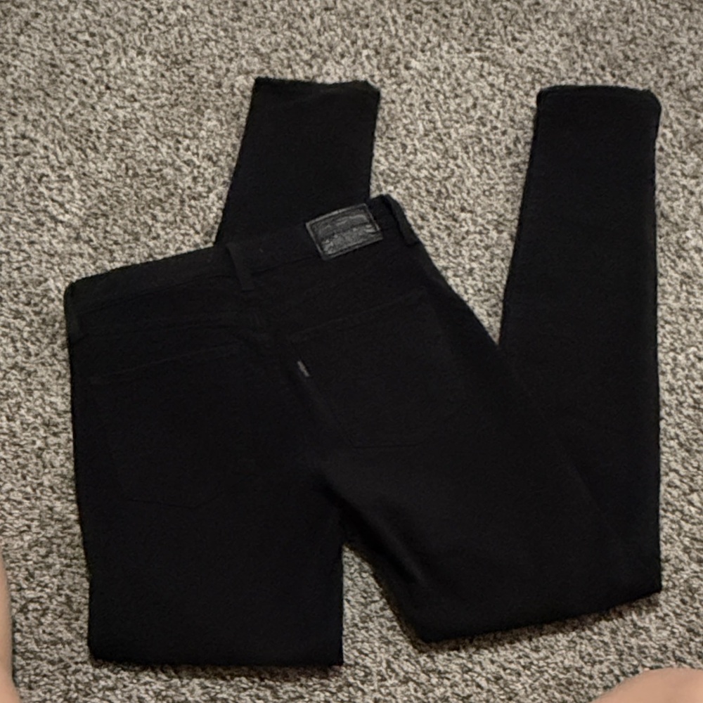 Levi’s 311 Shaping Skinny Jeans